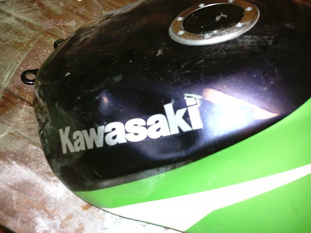 Préparation de la saison piste 2008 ( ZX6R 98 et 99 inside ) IMAG0415