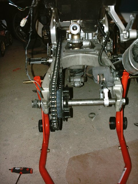 Préparation de la saison piste 2008 ( ZX6R 98 et 99 inside ) - Page 3 IMAG0467