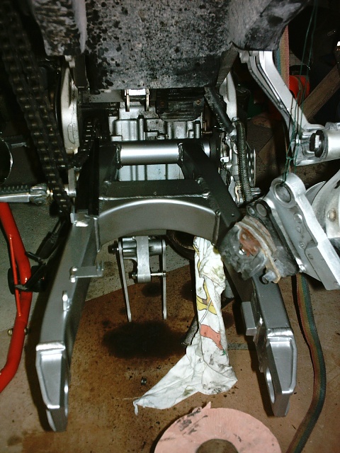 Préparation de la saison piste 2008 ( ZX6R 98 et 99 inside ) - Page 3 IMAG0525