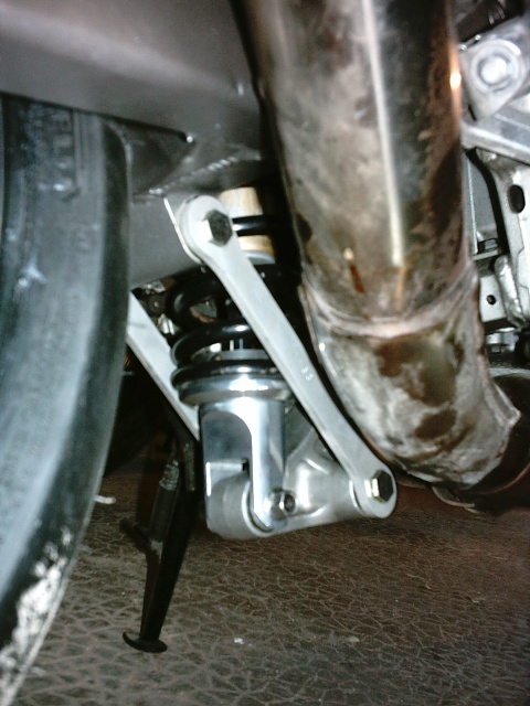 Préparation de la saison piste 2008 ( ZX6R 98 et 99 inside ) - Page 3 IMAG0544