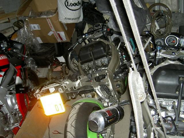 Préparation de la saison piste 2008 ( ZX6R 98 et 99 inside ) PICT3198