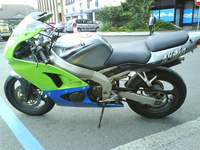Préparation de la saison piste 2008 ( ZX6R 98 et 99 inside ) Grise